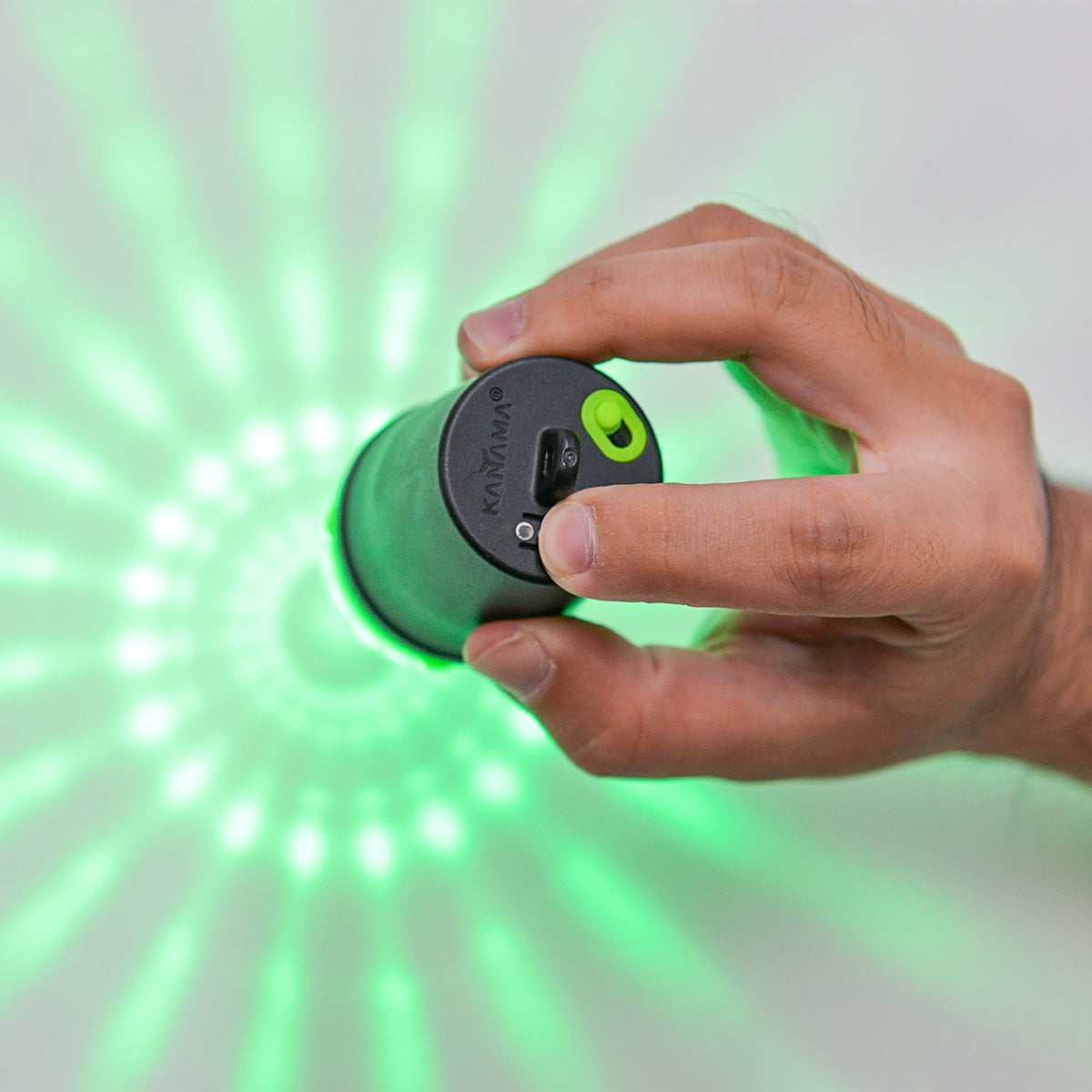 Hand open the Kanama Smart Fishing Light